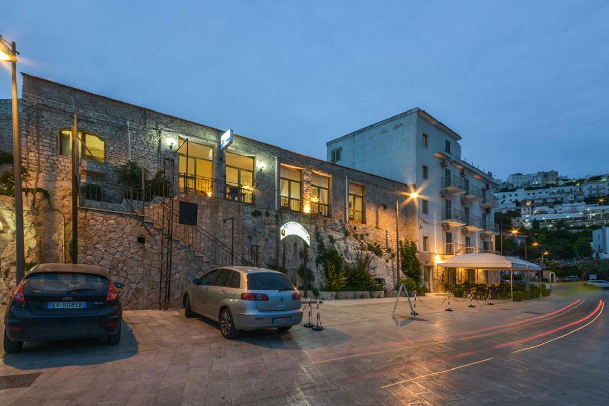 B&B Al Molo Peschici Exterior foto